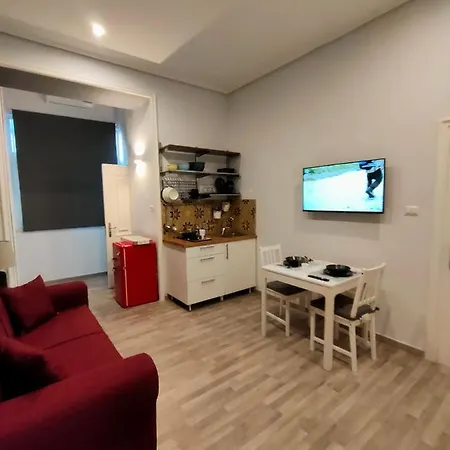 Pithecusa Home-3